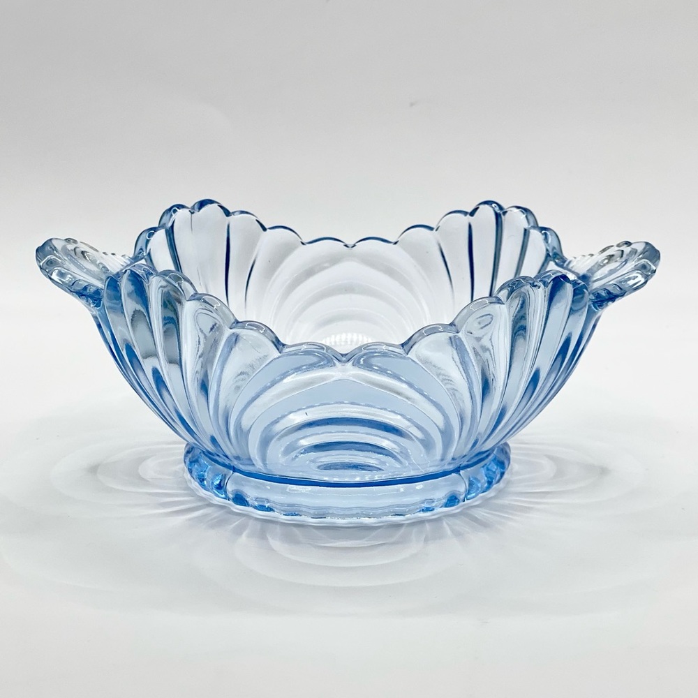 *VINTAGE* Cambridge Glass Caprice Moonlight Blue Bowl